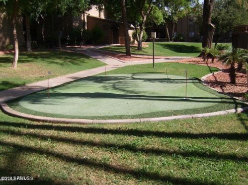 3825 Camelback Rd, Phoenix AZ 85018-2643 exterior