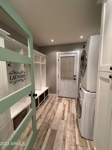 14014 30th Ln, Phoenix AZ  85053-5743 exterior