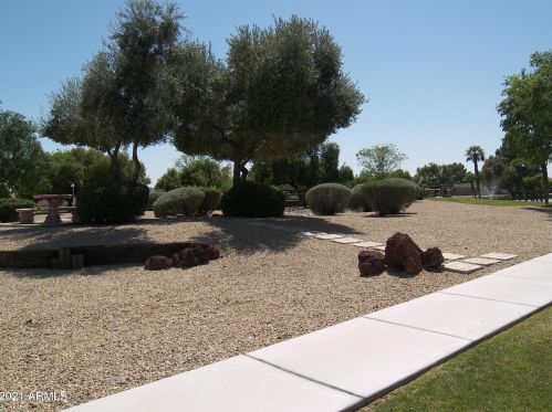 16229 32 Way, Phoenix AZ 85018-5019 exterior