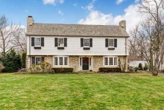 129 Drexel Ave, Columbus, OH 43209-1473