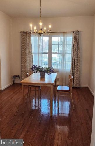 729 Schiller Ave, Trenton NJ 08610-6029 exterior