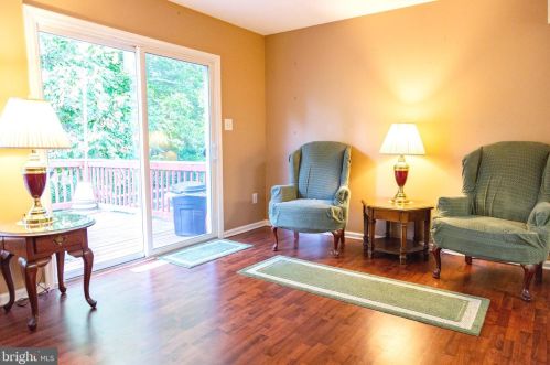 128 Mt Vernon Ct, West Deptford NJ 08096-6895 exterior