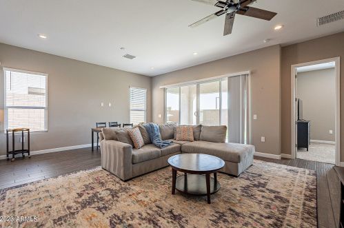 28436 20th Ave, Phoenix, AZ 85085-0726