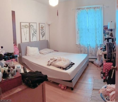 14 Hill St, Belleville NJ  07109-1522 exterior