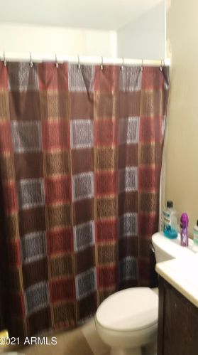 3944 Earll Dr, Phoenix AZ 85018-7103 exterior