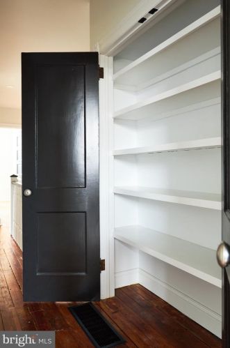 5221 Hazel Ave, Philadelphia PA  19143-1526 exterior