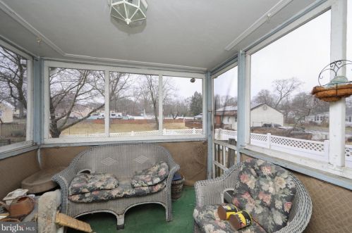 1909 Pt Pleasant Ave, West Deptford NJ 08096-4325 exterior