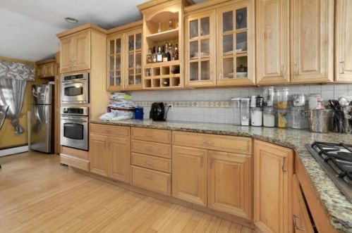 167 Wilson Rd, Nahant MA 01908-1022 exterior