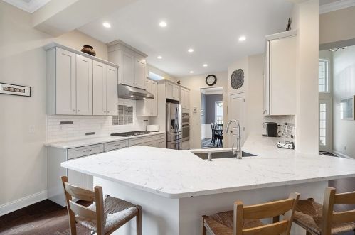 71 Pinetree Dr, Methuen MA 01844-1268 exterior