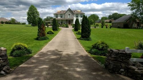 144 Rock Bridge Rd, Gallatin TN  37066-7719 exterior