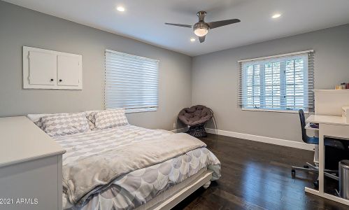 5136 2nd St, Phoenix AZ 85086-3406 exterior