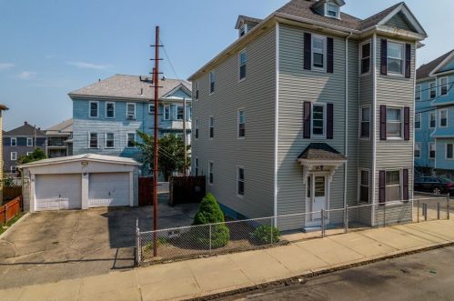 434 Division St, Fall River, MA 02721-1286