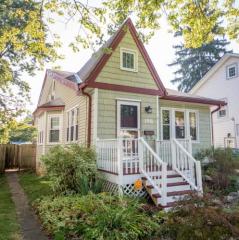 198 Huron Ave, Columbus, OH 43204-2667