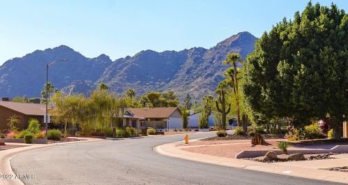 2649 Beryl Ave, Phoenix, AZ 85028-3716