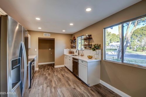 9022 18 Dr, Phoenix AZ 85021-2908 exterior