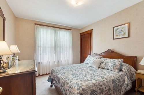 29 Halmstad St, Worcester MA 01607-1520 exterior