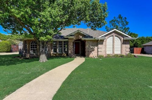 6206 Coral Ln, Garland TX 75048-3380 exterior