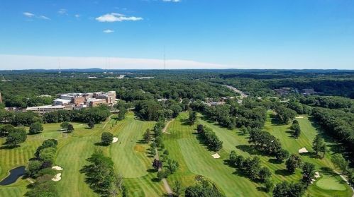 2054 Beacon St, Newton MA 02468-1445 exterior