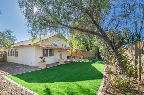 3036 Bluefield Ave, Phoenix AZ 85053-1125 exterior