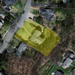 16 Pilgrim Rd, Newton MA 02468-2124 aerial view