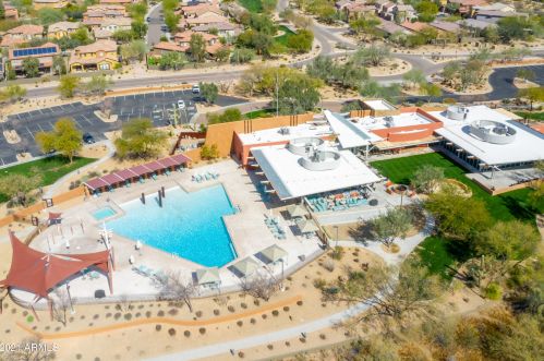 21824 39 St, Phoenix AZ 85050-4881 exterior