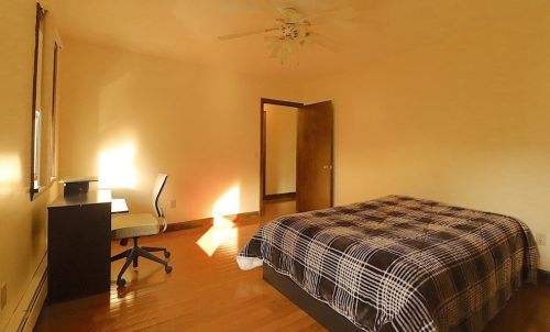 218 Norfolk St, Worcester MA 01604-2910 exterior