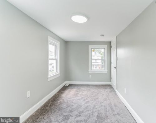 108 Jefferson St, West Deptford NJ 08066-1262 exterior