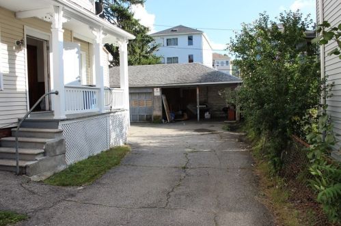 19 Suffield St, Worcester MA 01610-1973 exterior