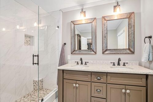 230 Broadland Rd, Atlanta GA 30327-3216 exterior