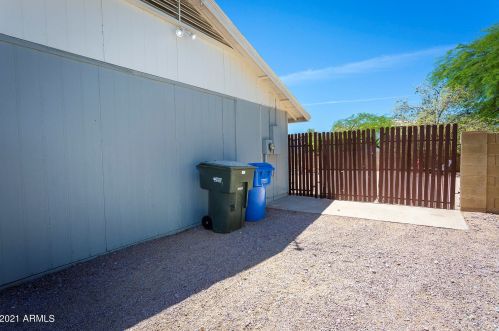 20434 17th Dr, Phoenix AZ  85027-3504 exterior