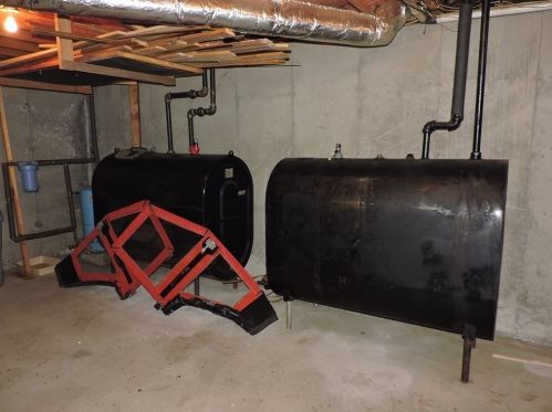 30 Jones Rd, Sutton MA 01590-2705 exterior