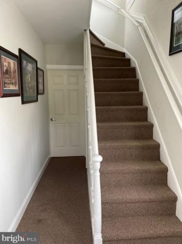 30 Broad St, West Deptford NJ 08066-1090 exterior