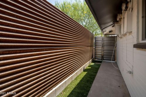 2302 29 St, Phoenix AZ 85048-7730 exterior