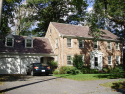 24 Oldham Rd, Newton, MA 02465-2327