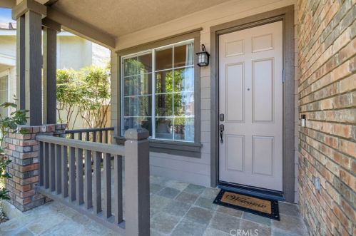 2 Bayfield, Irvine CA  92614-7907 exterior