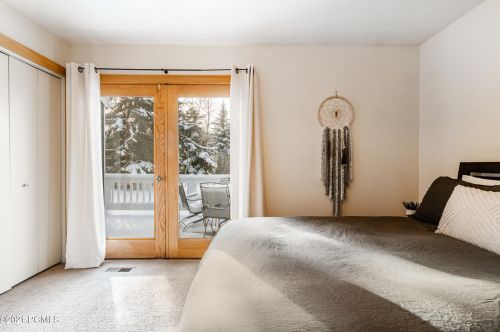 2030 Lucky John Dr, Park City UT 84060-6920 exterior