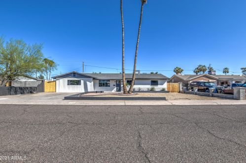 3212 Captain Dreyfus Ave, Phoenix AZ  85032-6146 exterior
