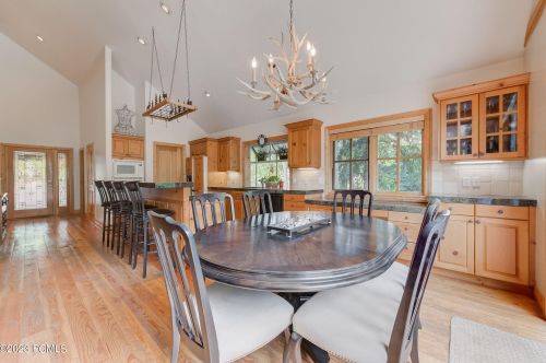 7794 Pinebrook Rd, Park City UT 84098-5348 exterior