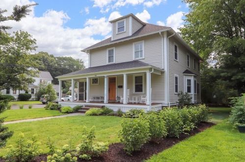 59 High St, Needham, MA 02494-1529