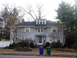 1478 Beacon St, Newton, MA 02468-1623
