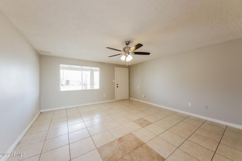 14212 37th Way, Phoenix AZ  85032-5739 exterior