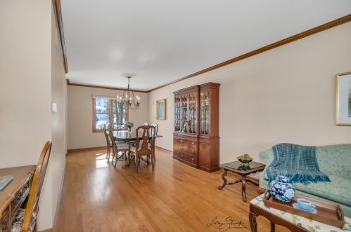 14 Meagan Ln, Lemont IL 60439-4496 exterior