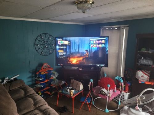 126 Endicott St, Worcester MA 01610-1944 exterior