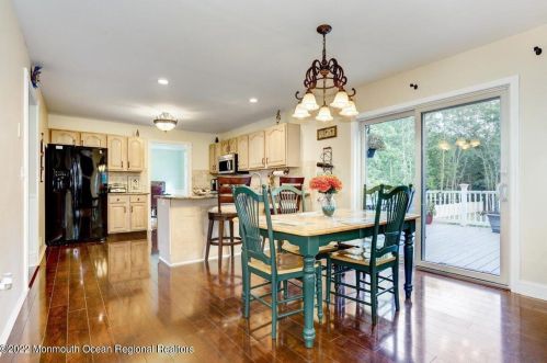 632 Winterberry Blvd, Jackson Twp NJ 08527-5342 exterior