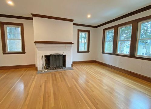 12 Allen St, Needham MA  02492-3702 exterior