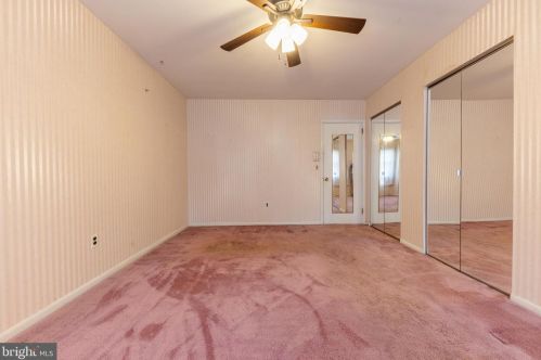 605 Chestnut Ave, West Deptford NJ 08097-1603 exterior