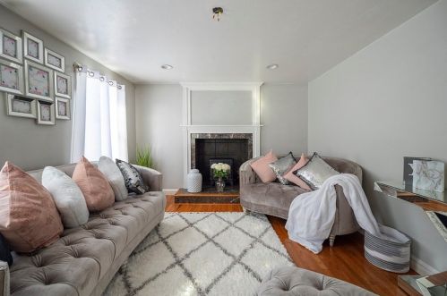 71 Paul Revere Ter, Taunton MA  02780-3813 exterior