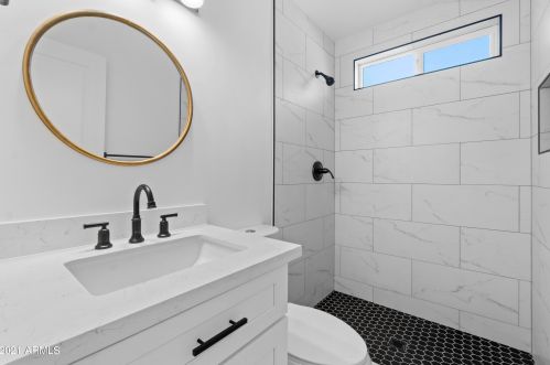 3015 Corrine Dr, Phoenix AZ 85029-1965 exterior