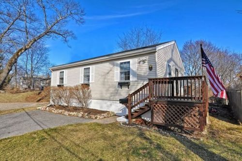 31 Raleigh Rd, Weymouth, MA 02189-2640