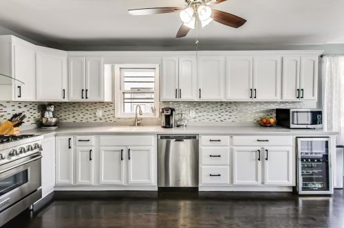 3325 Kenilworth Ave, Forest View IL 60402-1661 exterior